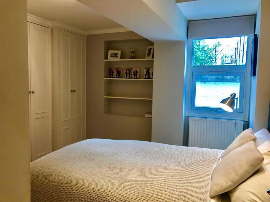 Stunning 2 Bed/2Bath Flat In Heart Of Kensington Apartamento Londres Exterior foto