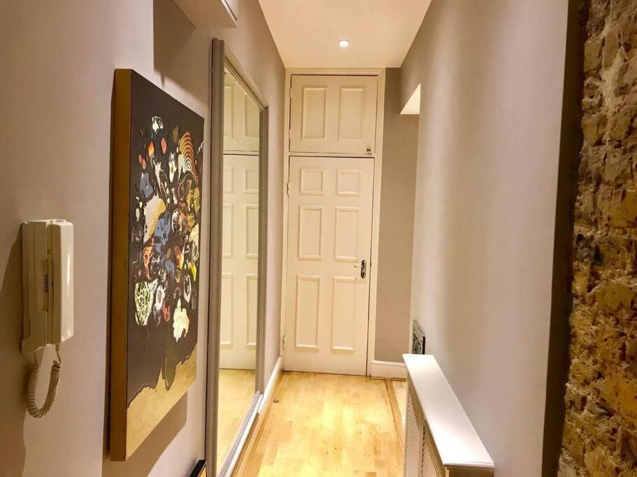 Stunning 2 Bed/2Bath Flat In Heart Of Kensington Apartamento Londres Exterior foto